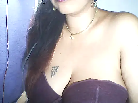 Snapshot of layanah12 chatting on 29, 4, 2026 layanah12 online show from 29, 4, 2026