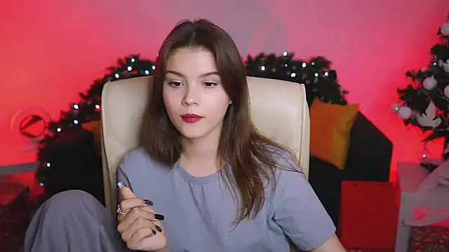 EvaThopson online show from 17, 1, 2025