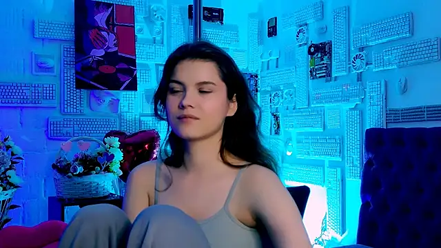 EvaThopson online show from 15, 2, 2025