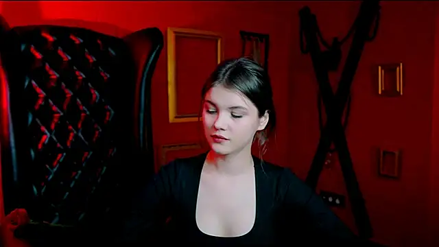 EvaThopson online show from 22, 3, 2025