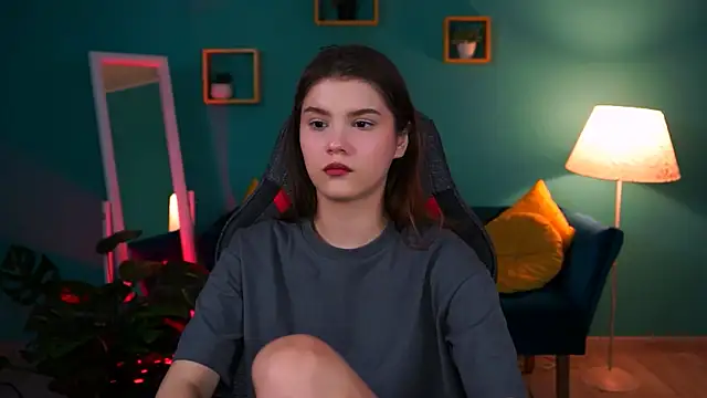 EvaThopson online show from 24, 1, 2025