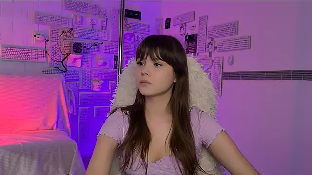 EvaThopson online show from 3, 4, 2026