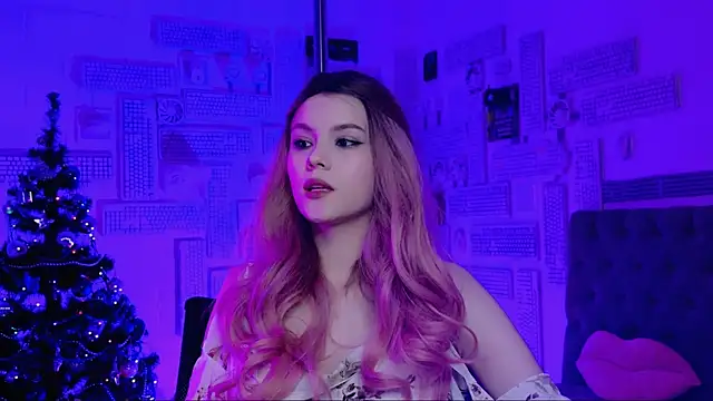 EvaThopson online show from 25, 1, 2025