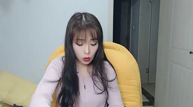 SuSushi728 online show from 1, 3, 2025