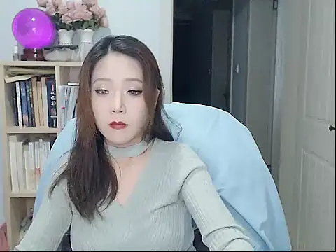 SuSushi728 online show from 7, 11, 2025