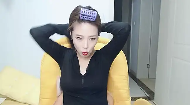 SuSushi728 online show from 15, 3, 2025