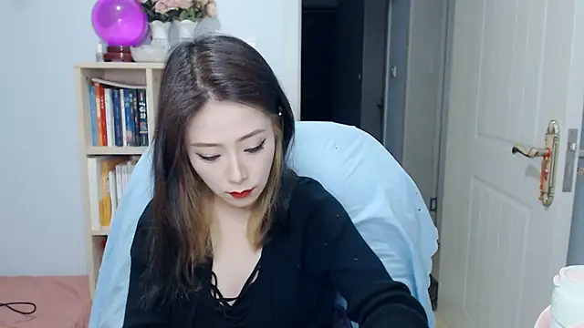 SuSushi728 online show from 28, 4, 2026