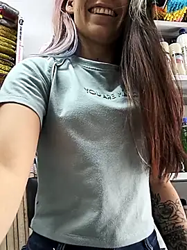 Snapshot of Tefannyy_ chatting on 2, 2, 2026 Tefannyy online show from 2, 2, 2026