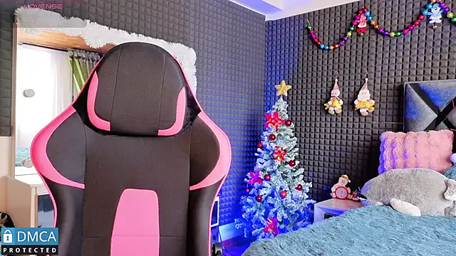 SolBeaumont1 online show from 1, 12, 2025