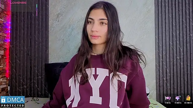 SolBeaumont1 online show from 8, 9, 2025