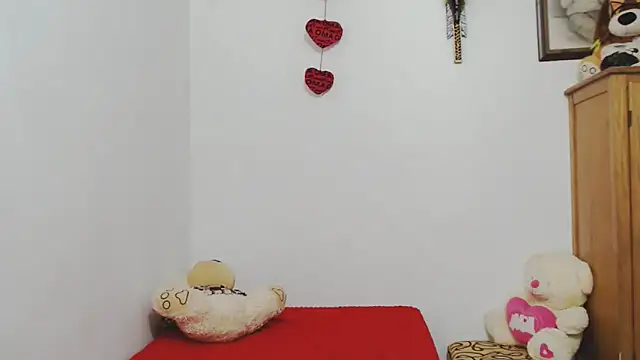 ariellth online show from 8, 10, 2025