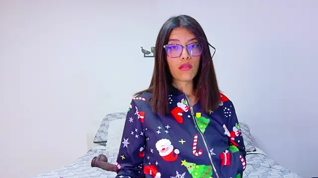  lucysmith online show from 2, 12, 2025