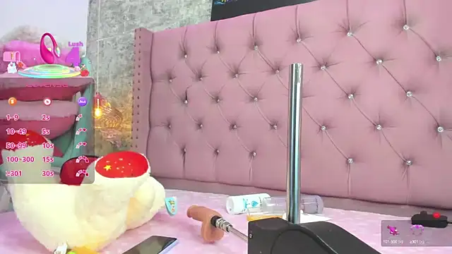 NahiaraReina online show from 10, 3, 2025