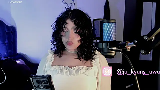 Ju Kyung online show from 13, 3, 2025