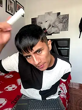 Snapshot of The__Rodriguez chatting on 5, 12, 2025 The Rodriguez online show from 5, 12, 2025