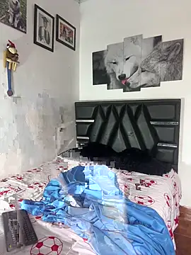 Snapshot of The__Rodriguez chatting on 17, 12, 2025 The Rodriguez online show from 17, 12, 2025