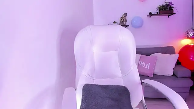 yenny garcia online show from 6, 11, 2025