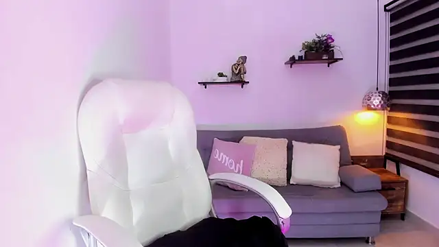 yenny garcia online show from 3, 10, 2025