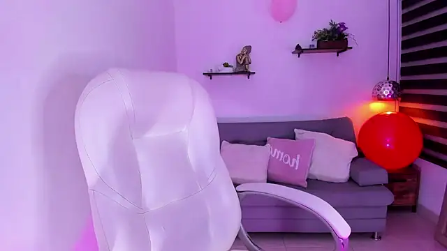 yenny garcia online show from 18, 11, 2025