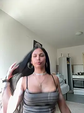 charris stefannia online show from 28, 4, 2026