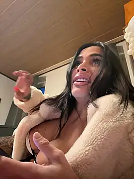 charris stefannia online show from 6, 1, 2025
