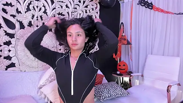 Mindy sweety online show from 1, 11, 2025