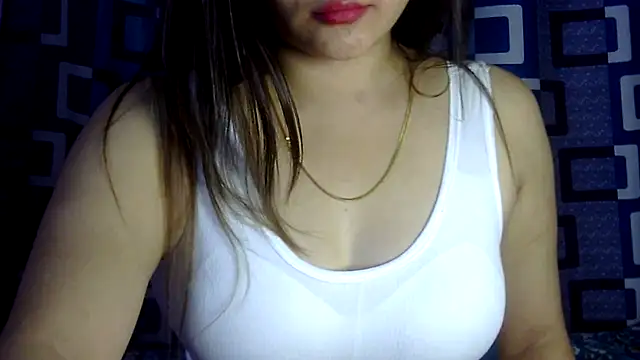 strip nishu online show from 10, 10, 2025