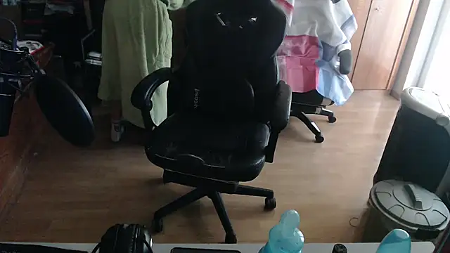 BabyDracoDarkfang online show from 21, 4, 2026