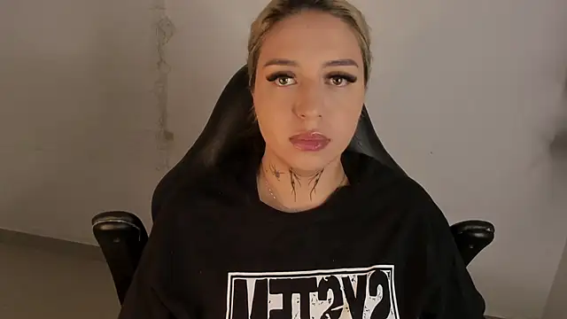 AnnikaMerliahh  online show from 24, 2, 2026