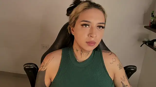 AnnikaMerliahh  online show from 22, 2, 2026