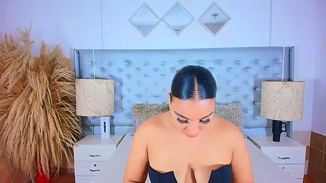 EileenBenzon online show from 27, 11, 2025