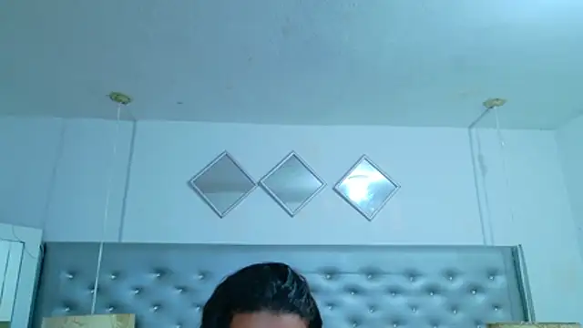 EileenBenzon online show from 22, 4, 2026