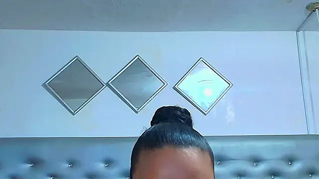 EileenBenzon online show from 6, 11, 2025