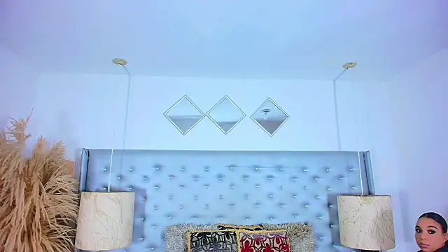 EileenBenzon online show from 12, 11, 2025