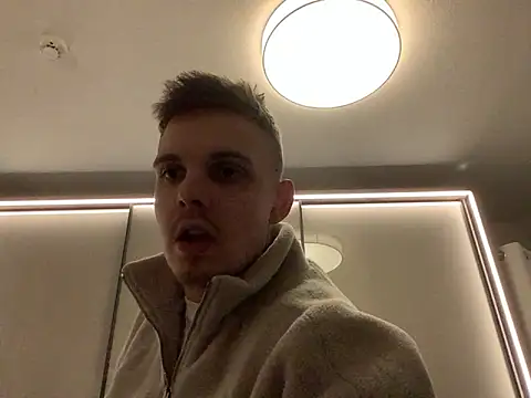 neilho1 online show from 30, 12, 2024