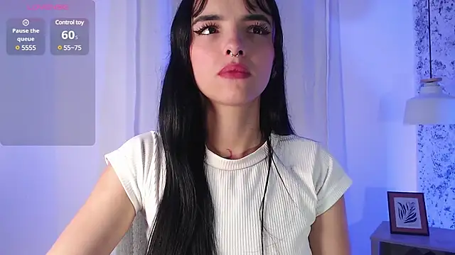 Layla crazybaby  online show from 31, 1, 2025