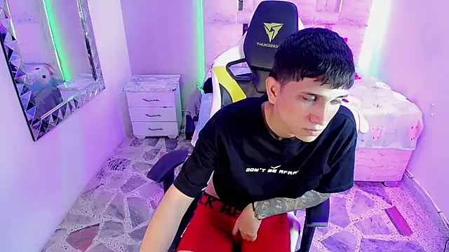 Snapshot of Brayan_lopezz chatting on 27, 1, 2025 Brayan lopezz online show from 27, 1, 2025