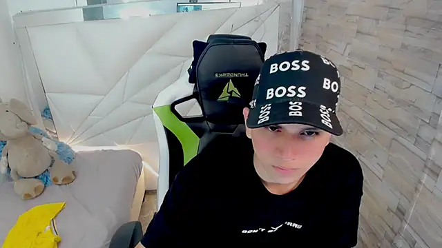 Snapshot of Brayan_lopezz chatting on 18, 3, 2025 Brayan lopezz online show from 18, 3, 2025