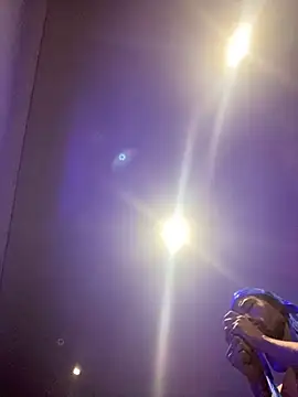 Snapshot of BlueIceCube chatting on 3, 10, 2025 BlueIceCube online show from 3, 10, 2025