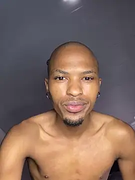 Snapshot of BlueIceCube chatting on 23, 2, 2025 BlueIceCube online show from 23, 2, 2025