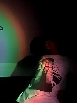 Snapshot of BlueIceCube chatting on 11, 11, 2025 BlueIceCube online show from 11, 11, 2025