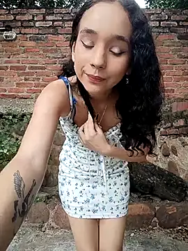 sweet outdoor charm online show from 22, 2, 2026