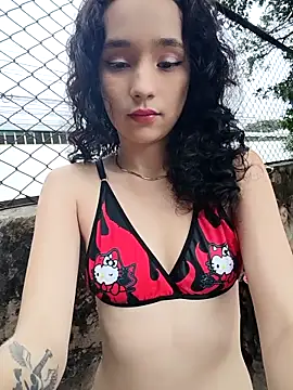 sweet outdoor charm online show from 8, 2, 2026