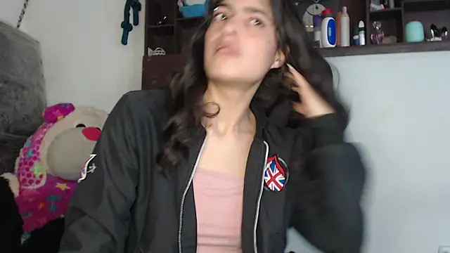 skinny sweet2411 online show from 15, 11, 2025