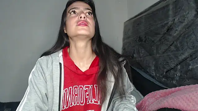 skinny sweet2411 online show from 11, 1, 2026