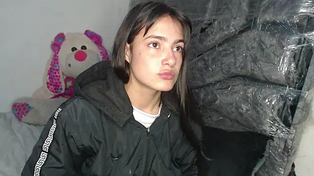 skinny sweet2411 online show from 5, 3, 2026