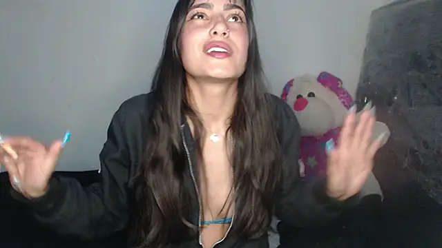 skinny sweet2411 online show from 19, 3, 2026