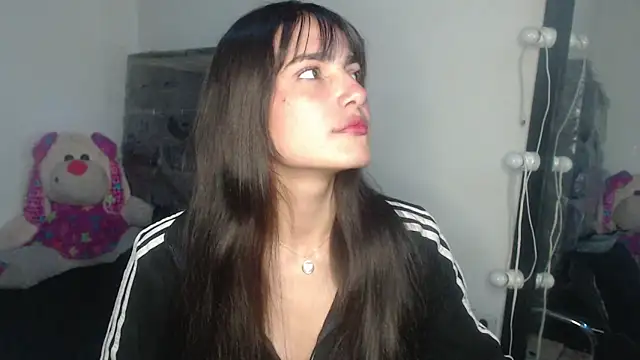 skinny sweet2411 online show from 3, 4, 2026