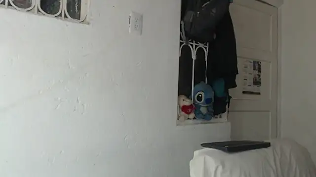 skinny sweet2411 online show from 11, 9, 2025