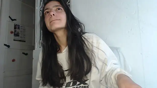 skinny sweet2411 online show from 10, 11, 2025